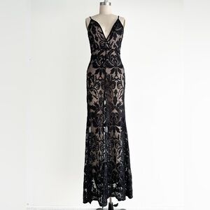 Blithe LA lace maxi dress sz S